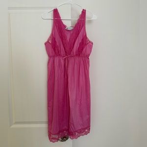 Vintage hot pink slip size large